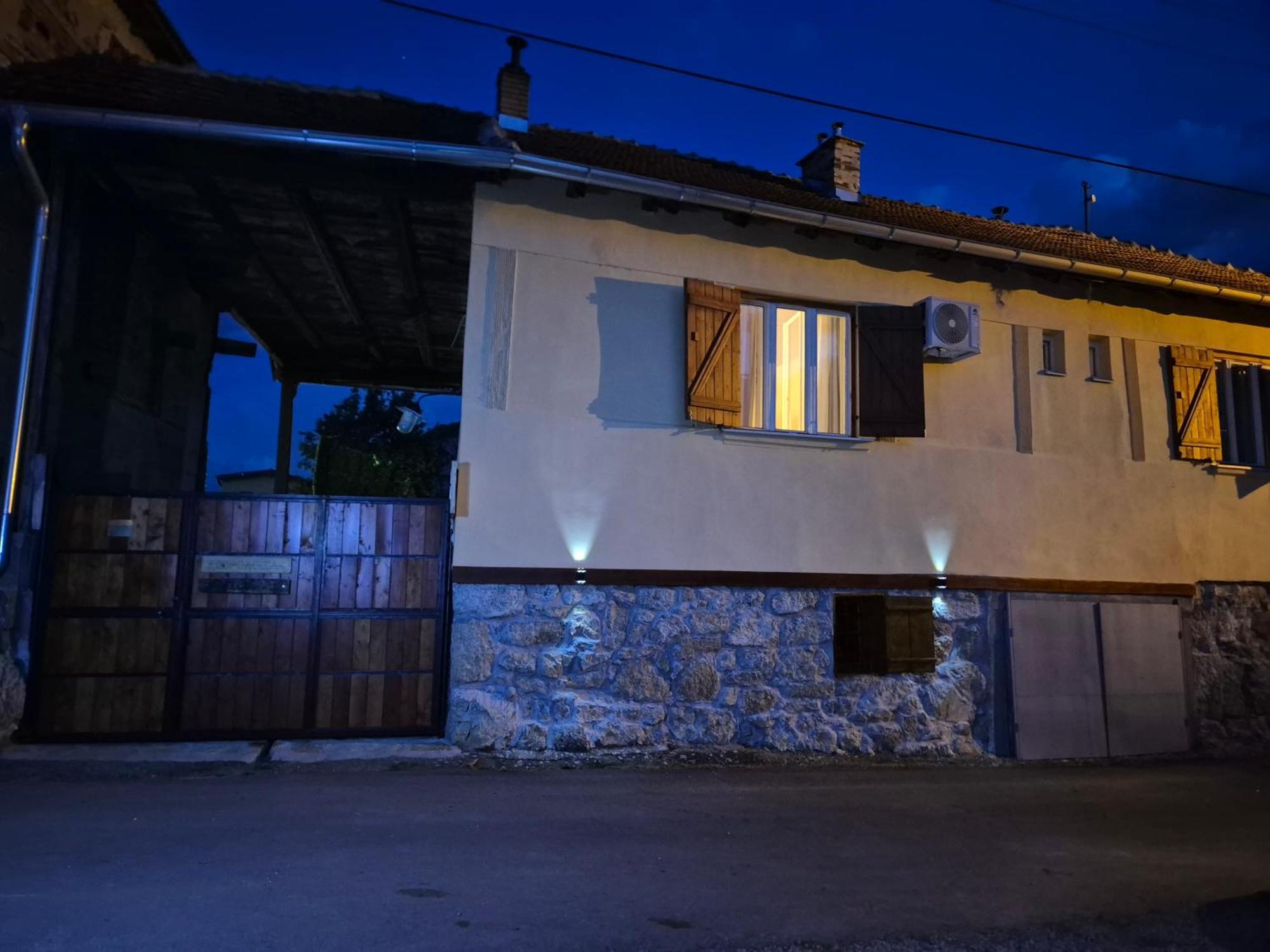 Konak -Guest House -Ramonda Serbika Ниш Экстерьер фото